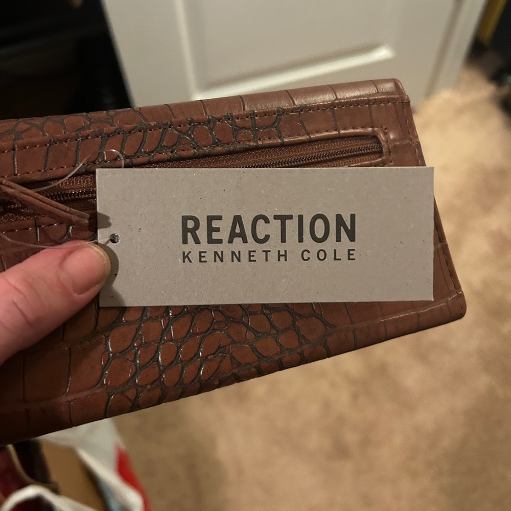 Kenneth Cole Reaction Crocodile-Embossed Wallet in Brown